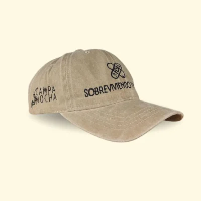 gorra caquí algodón con frase