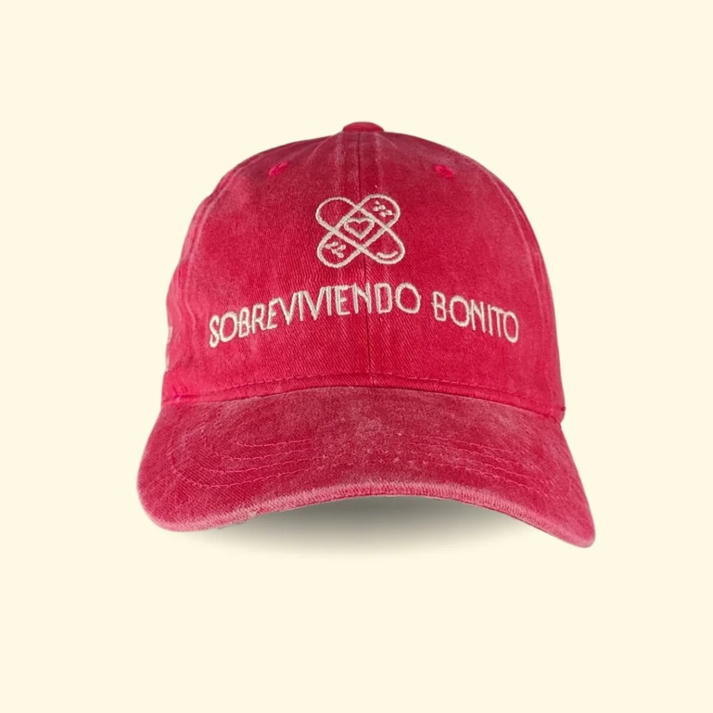 gorra sobreviviendo bonito roja