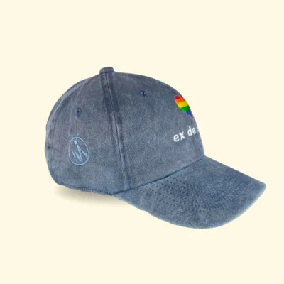 gorra graciosa queer